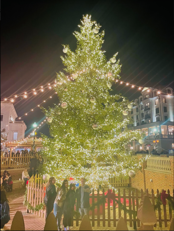 Christmas tree featured at Carmels annual Christkindlmarkt