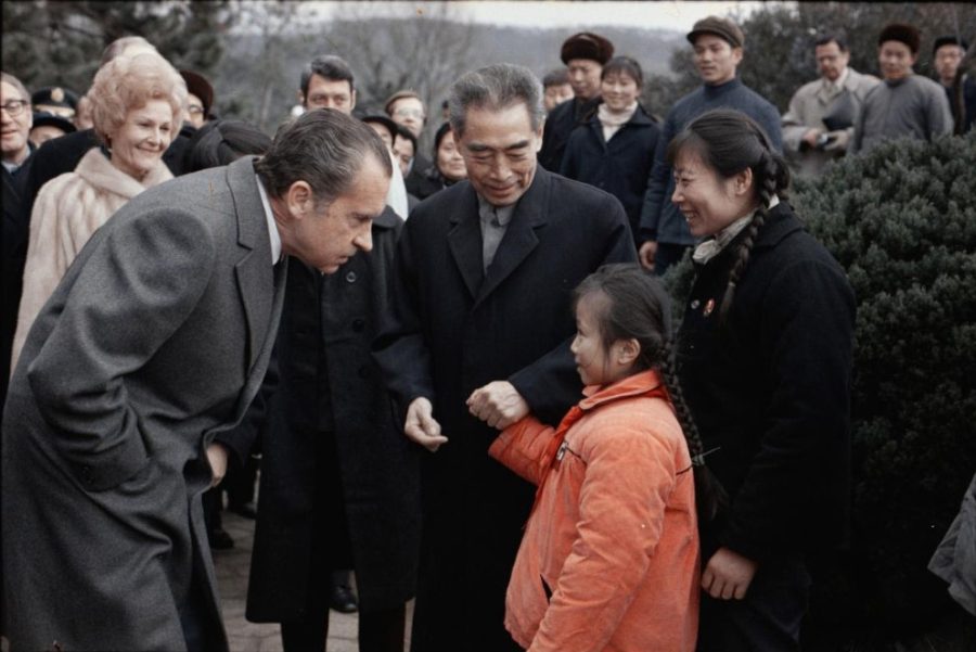 President+Richard+Nixon+and+Chinese+Premier+Chou+En-Lai+greet+a+young+girl+Feb.+26%2C+1972%2C+at+Hang+Chou+West+Lake+Park+during+the+presidents+historic+visit.