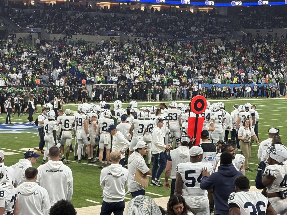 A photo of the Big 10 championship before playoffs. Oregon would go on to lose their first round after the bye in the CFP. 